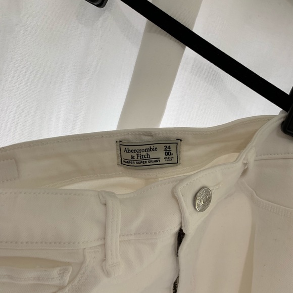 Abercrombie and Fitch Harper Super Skinny - Picture 3 of 6